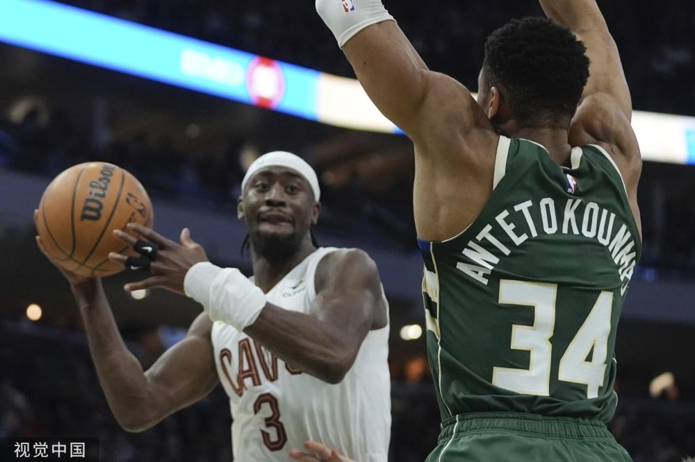 他们的中场 他们的中场