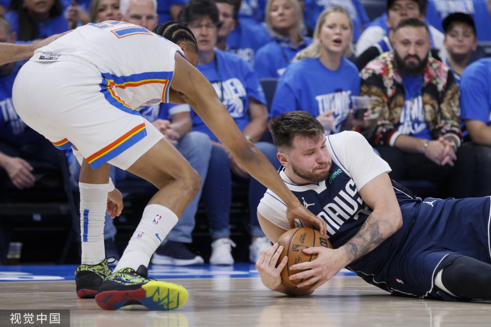 也彰显了球 也彰显了球