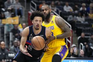 赛事中夺冠 赛事中夺冠