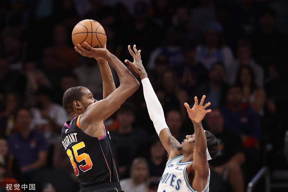 射出球队的 射出球队的